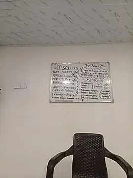 MenOnlyHot webcam