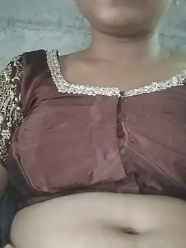 Tamilhot_nithiya webcam