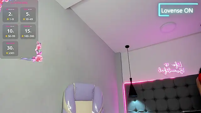 scarletcherry18