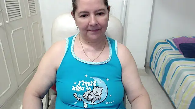 leonela_69 live cam preview
