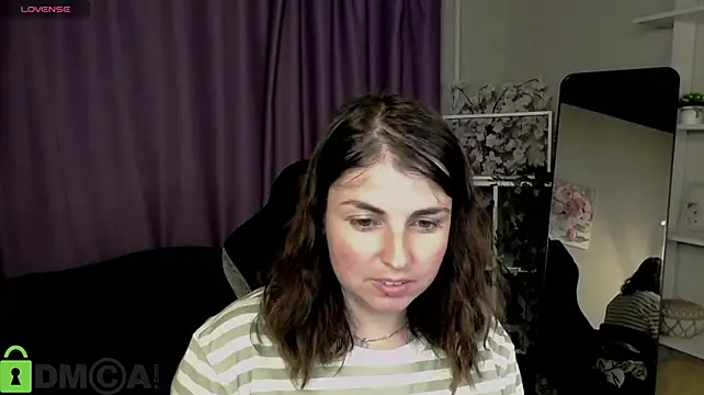 MartaEdams webcam
