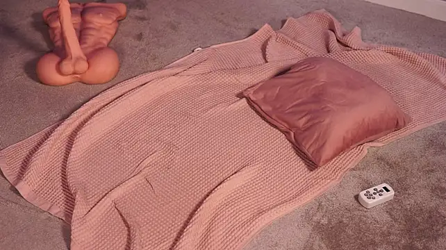 Monique_Celeste webcam