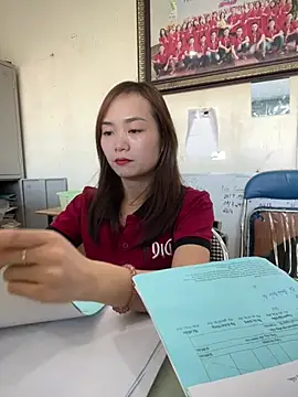 Lily_3324 webcam