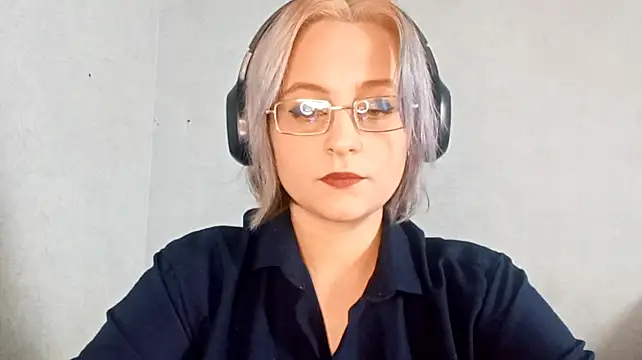 BreanneRadley live cam on StripChat
