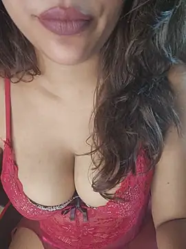 callmeshreya webcam