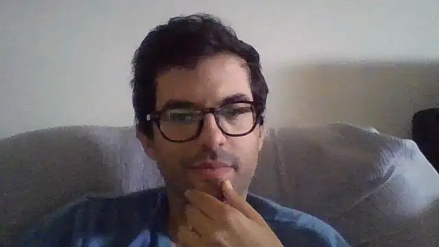 RikCum4u's room