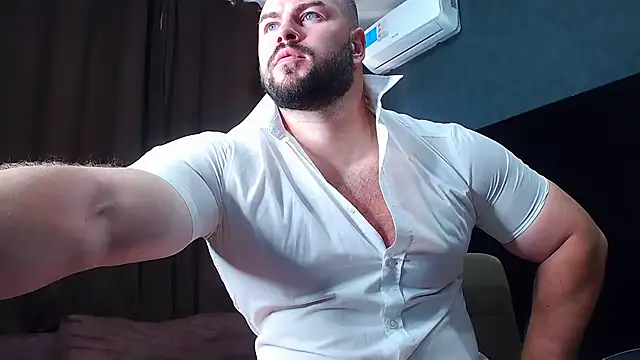 muscularjohnforuX webcam