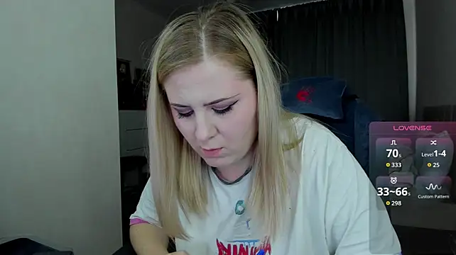 Olivia_Munk webcam
