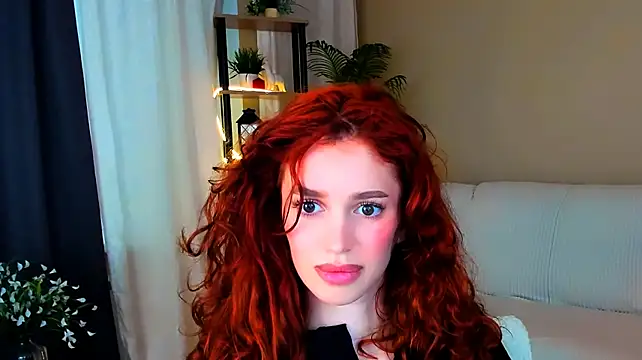 ChristinaConteeree live cam preview