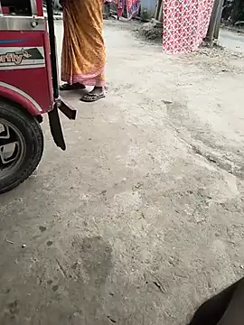 Hornybhabhi21 webcam