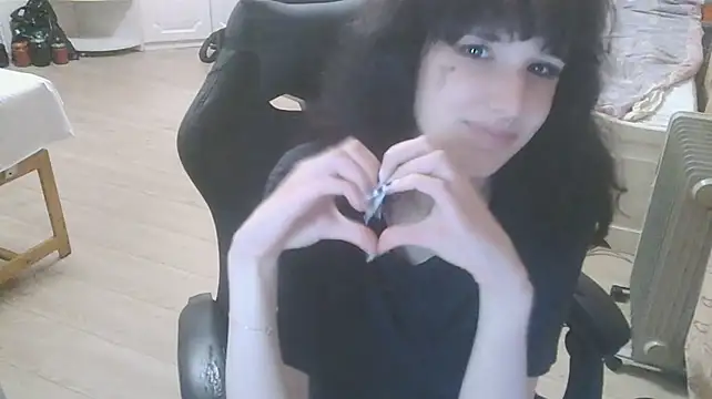 DanitaTierney webcam