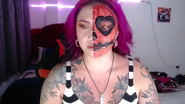 black_wiidow webcam