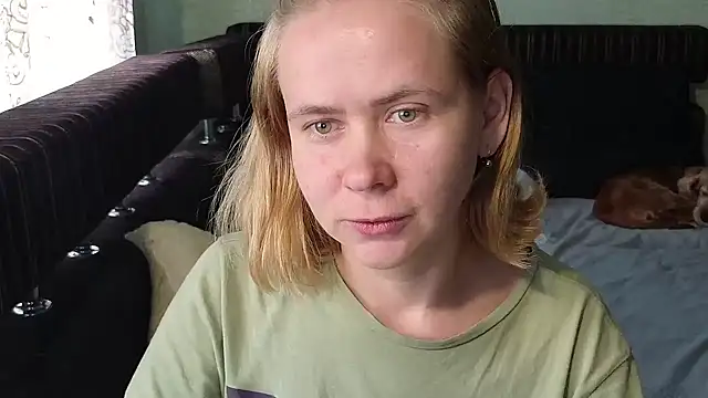 Riley_Roo webcam