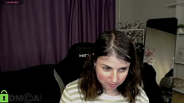 MartaEdams webcam