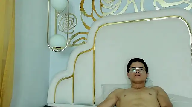 midnightlust_vc webcam