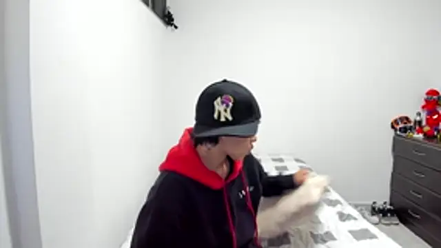 Bruno_Cruzz webcam