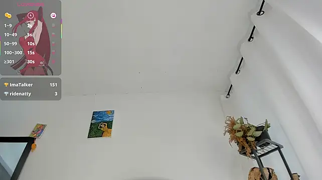 Mia-Valeria- webcam