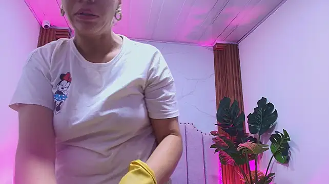 Samantta_606 webcam