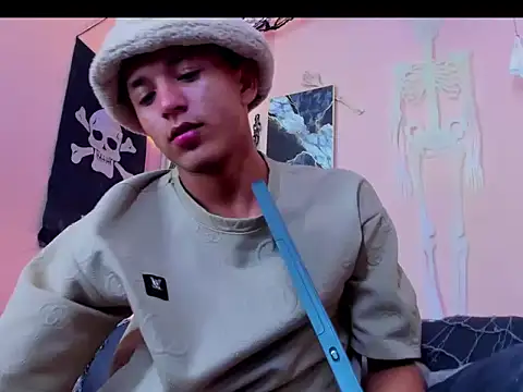 Lian_Lodson webcam