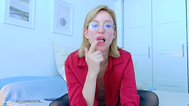 MissFrenchy webcam
