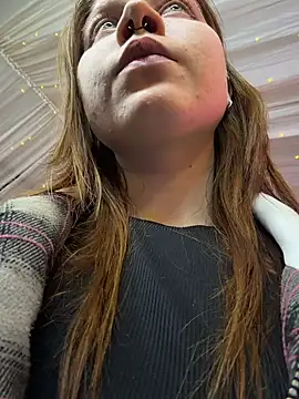 SlavicCandy webcam