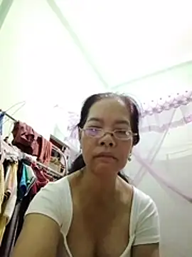 Mone_xxx webcam