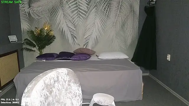 Lia_Light live cam preview