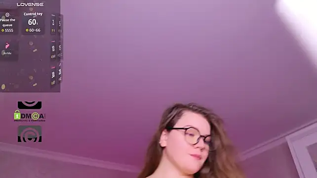 KellyKleine webcam