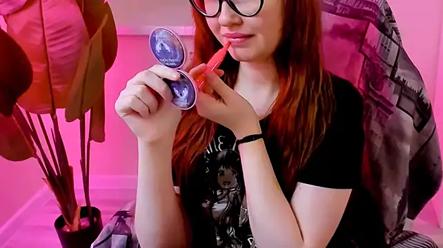 CarolGiggly webcam