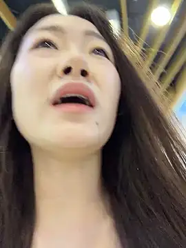 zhenzhu443 live cam preview