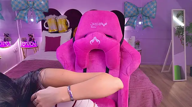 TianaFoxy