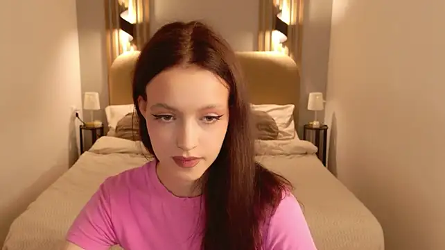 SallyPinkman webcam