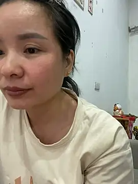 Ivy_Trix2 webcam