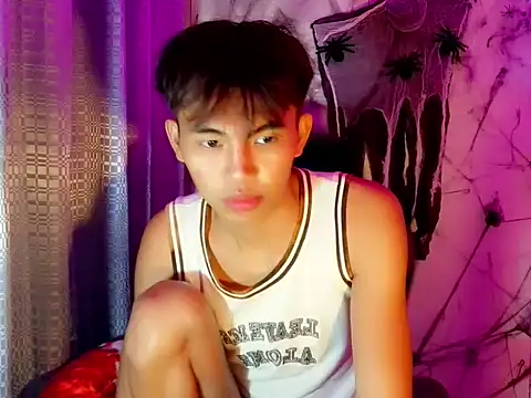 ichiro_daisuke_ live cam on StripChat