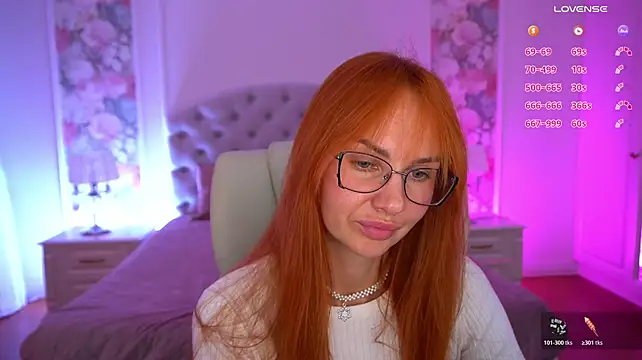 GingerGaze live cam on StripChat