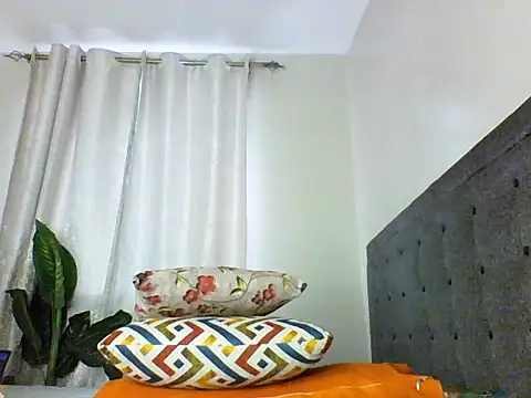 Ebony_sweet_slut live cam on StripChat