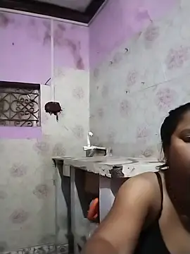 aapki-bhabhiii live cam on StripChat