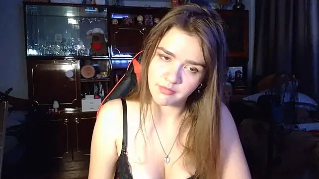 QueenBeatrice live cam on StripChat