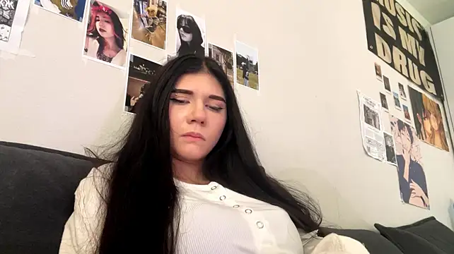 CharaGornto webcam