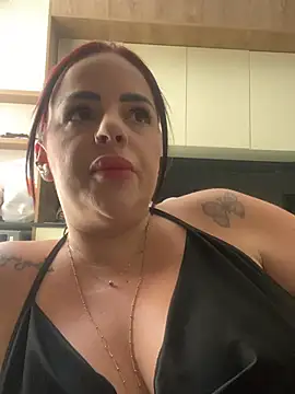 Kiara_Knightz webcam