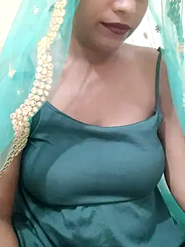 Princess_Zoyaa webcam