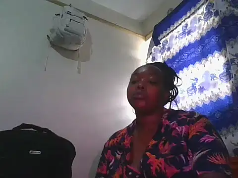 sweetbootty03 webcam