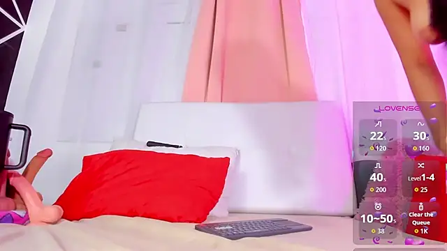 Celeste_Rox webcam