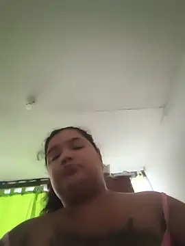 zoe_esmeralda webcam