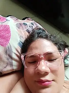 Van3orgasm4me live cam on StripChat