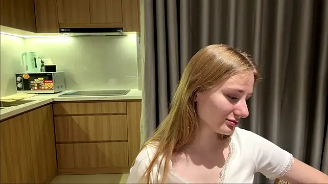 ElvinaRose webcam