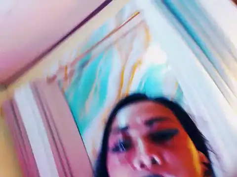 CumFactoryLuna webcam