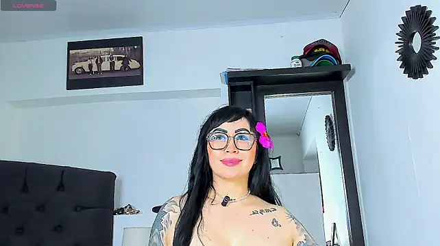 Vicky_hotmilf webcam