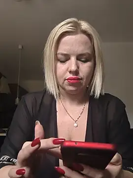 Ladykaos live cam on StripChat