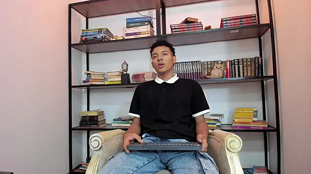 Jake_Noir webcam